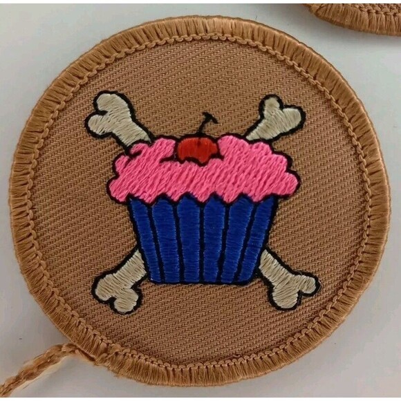 Applique Badge Patch, Set of 3, Iron on: Chinchilla, Burger, Punk Cupcake, 2" - Picture 5 of 5